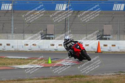 media/Nov-26-2022-Fastrack Riders (Sat) [[b001e85eef]]/Level 2/Session 3 Outside Turn 9/